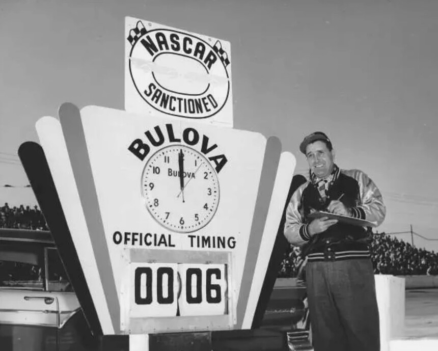 Bulova als offizielle Zeitnahme der NASCAR-Rennen. Quelle: www.bulova.com