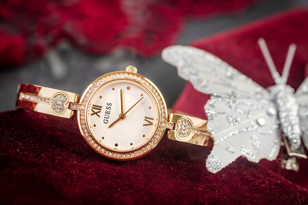 Damenuhren – das perfekte Liebesgeschenk: Fotogalerie der beliebtesten Modelle