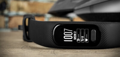 Garmin Vívosmart 5, Schwarz, Größe L