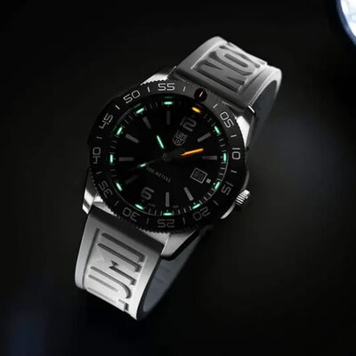 Luminox Sea XS.3121.WF
