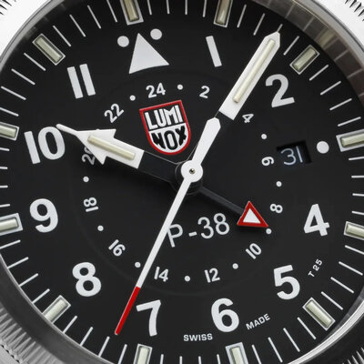 Luminox Air XA.9522 P-38 Lightning