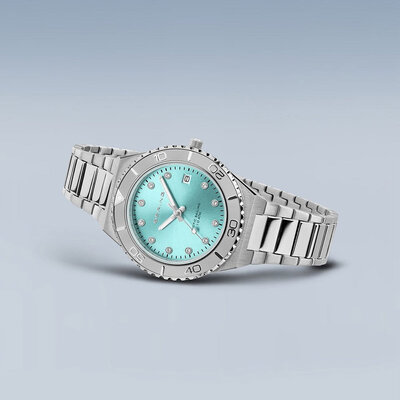Bering Classic 18936-707 (in Tiffany Blau)