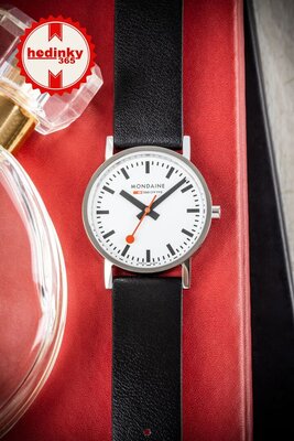 Mondaine Classic Quartz A658.30323.11SBBV