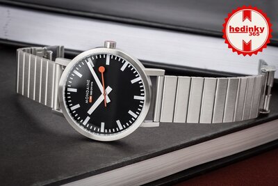 Mondaine Classic Quartz A660.30360.16SBW