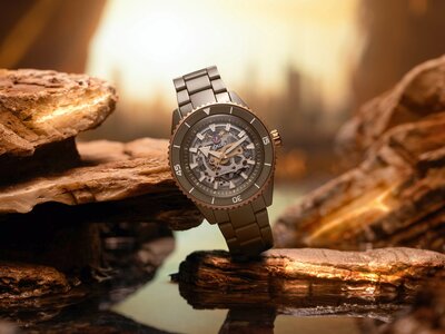 Rado Captain Cook High-Tech Ceramic Skeleton Automatic R32150162