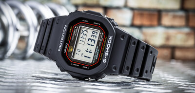 Casio G-Shock Original DW-5000R-1AER Re-creating the original design of the first G-Shock