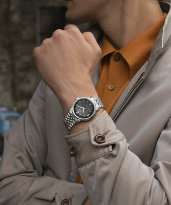 Timex Marlin TW2W93200UK