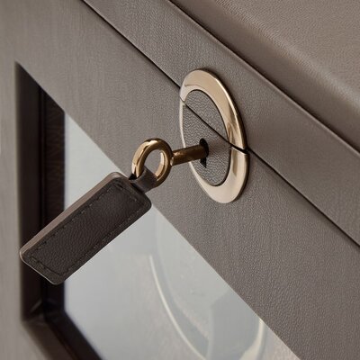 Beweger Wolf Earth 190406