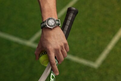 Rado Captain Cook Automatic R32222108 Tennis Limited Edition 1985pcs (+ 3 Ersatz-Uhrenarmbänder und Etui)