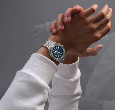 Maurice Lacroix Aikon Chronograph AI1118-SS002-430-1