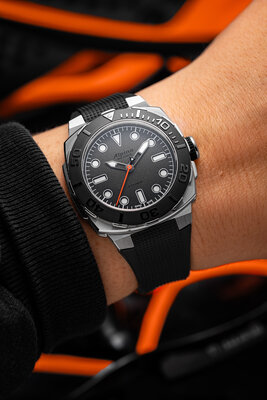Alpina Seastrong Diver Extreme Automatic AL-520G3VE6 The Real Time Show Limited Edition