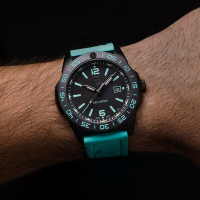 Luminox Sea XS.3124.N.SET Pacific Diver (+ Ersatzband) Limited Edition 777pcs