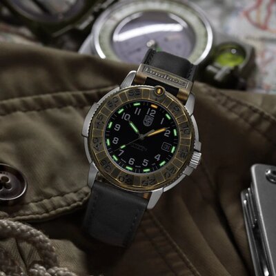 Luminox Adventure Watch XL.1301